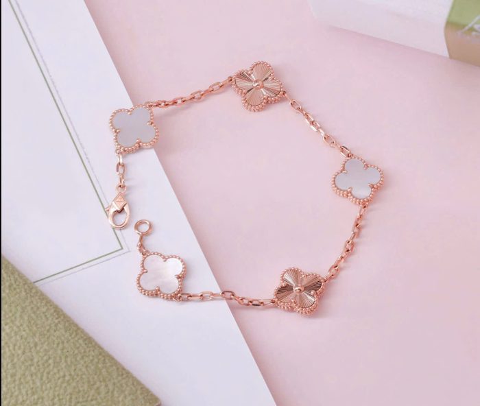 Elegant Clover Bracelet S950 Sterling Silver, Rose Gold-Plated, Mother of Pearl & Mixed Finish