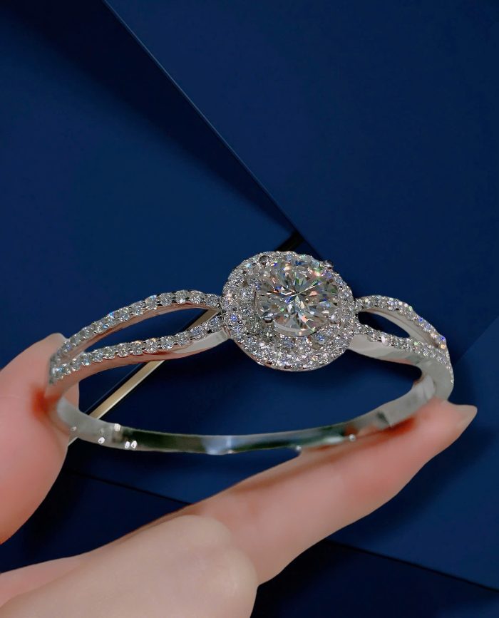 Sterling Silver S950 Platinum-Plated Moissanite Diamond Bangle Bracelet | 9mm Center Stone | Full Pavé Design