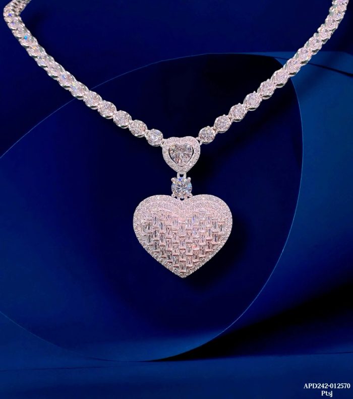 Luxury Heart-Shaped Diamond Necklace – Elegant Baguette & Round Cut Pendant Jewelry